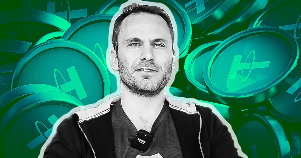 Tether Just Got S&P’s Worst Rating. It’s Also Buying Gold Like a Central Bank.